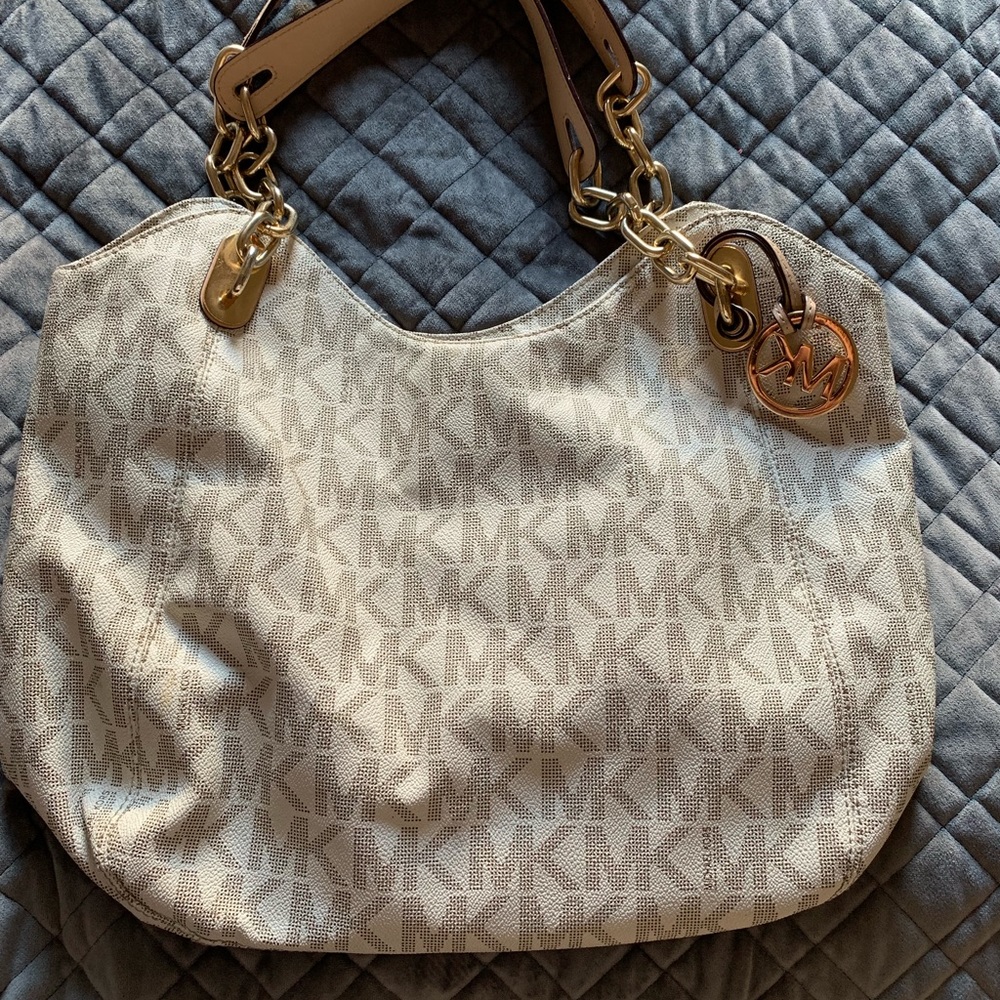Michael kors purse